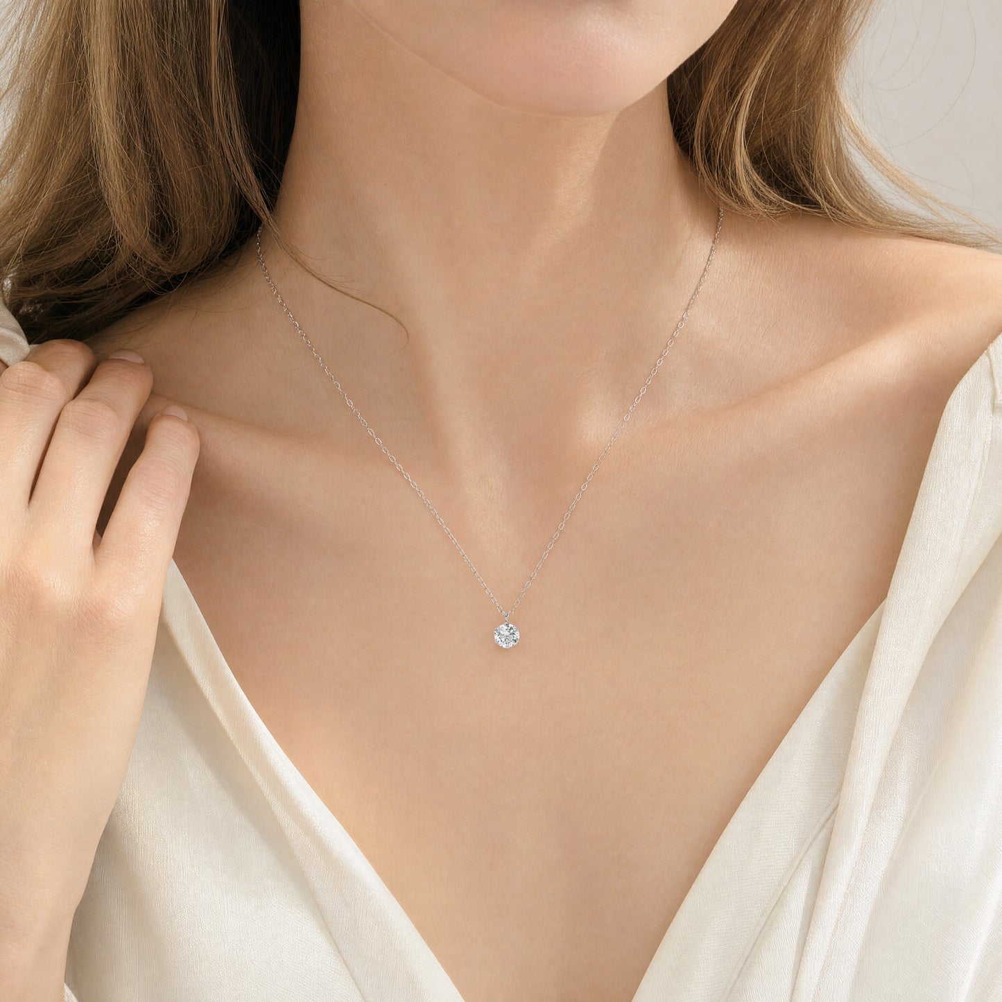 Product Images, Model Photos & Video Set (0.3ct Solitaire Necklace) | Lab-Grown Diamond Wholesale