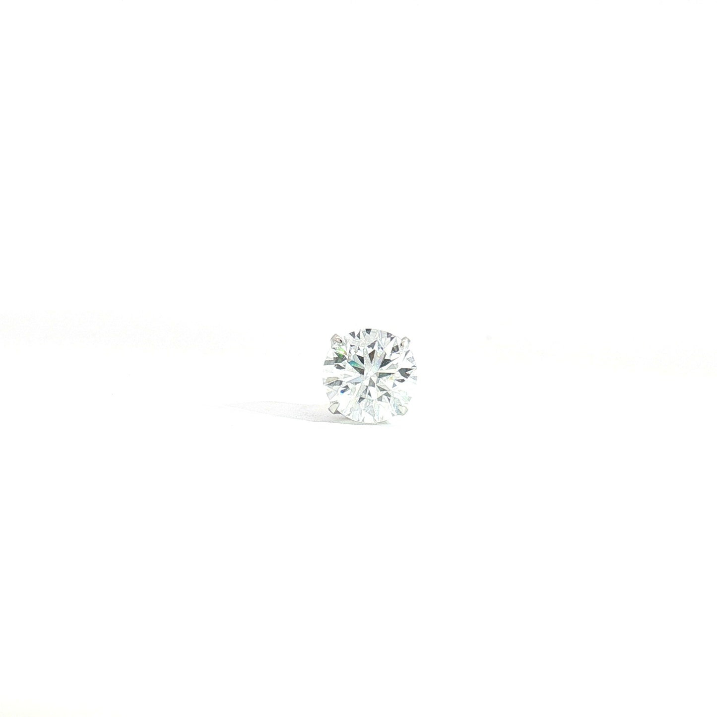 Product Images, Model Photos & Video Set (1.0ct*2 Solitaire Pierced Earrings ) | Lab-Grown Diamond Wholesale